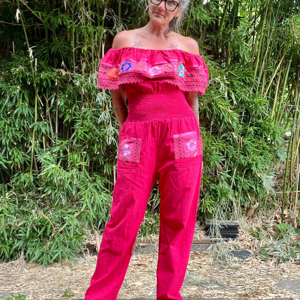 1980’s vintage Mexican embroidered floral cotton off shoulder jumpsuit size M